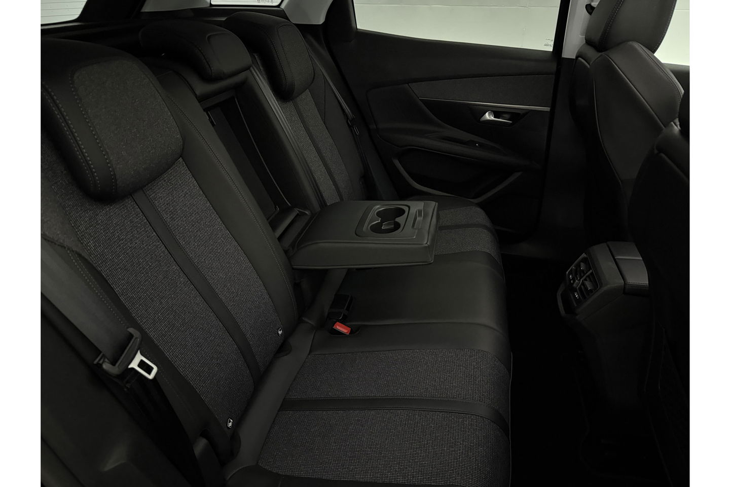 Peugeot 3008 1.2 PureTech Premium Pano Sfeer 360Camera LED Virtual Clima Cruise Carplay Navi PDC 19"LMV