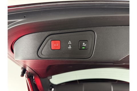 Peugeot 3008 1.2 PureTech Premium Pano Sfeer 360Camera LED Virtual Clima Cruise Carplay Navi PDC 19"LMV