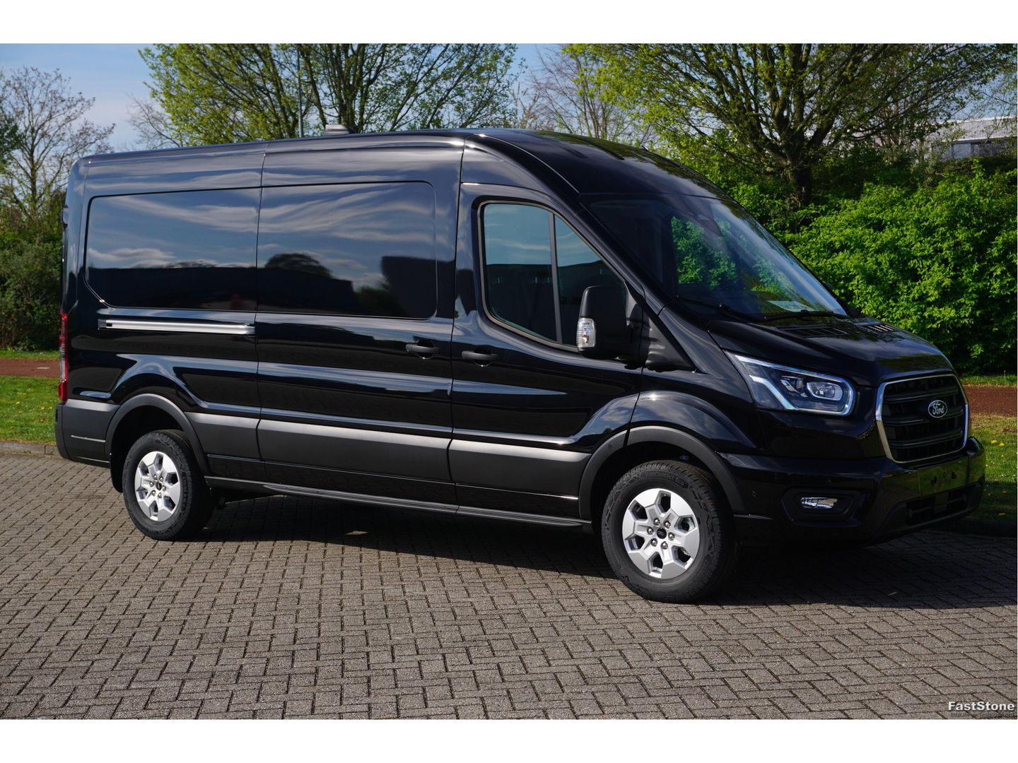 Ford Transit 350L L3H2 Limited AUT-8 165PK BPM VRIJ Navi, Adap. Cruise, 360° Cam, Trekhaak, 2x Schuifdeur!! NR. 203