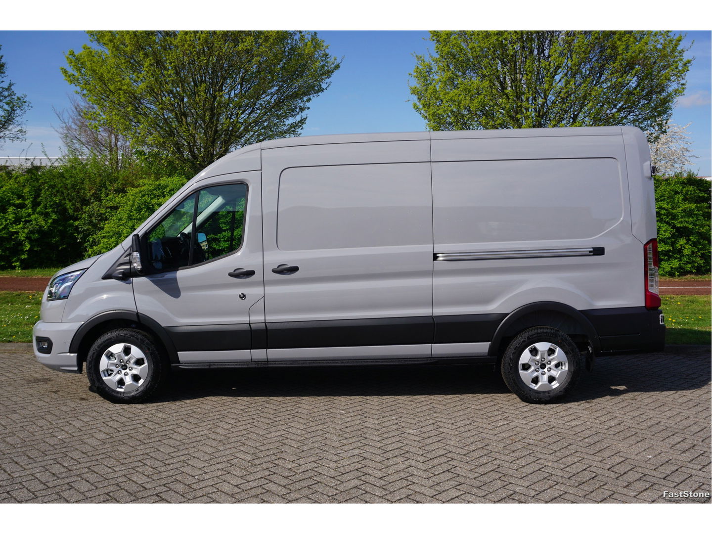 Ford Transit 350L L3H2 Limited AUT-8 165PK BPM VRIJ Navi, Adap. Cruise, 360° Cam, Trekhaak, 2x Schuifdeur!! NR. K974*