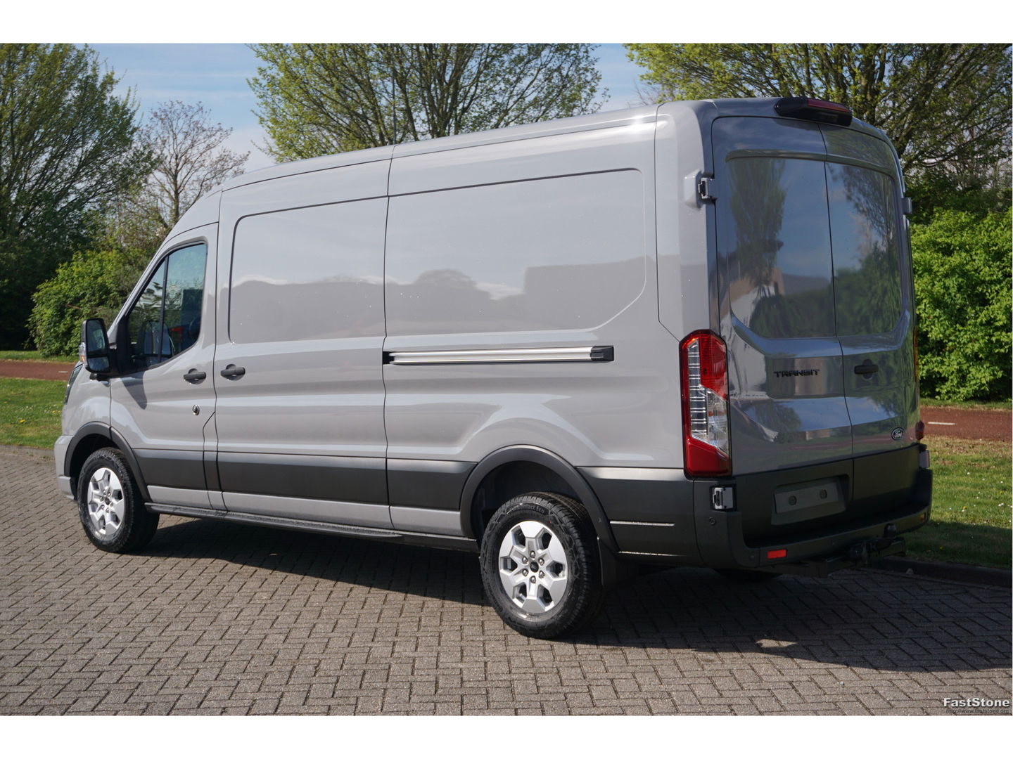 Ford Transit 350L L3H2 Limited AUT-8 165PK BPM VRIJ Navi, Adap. Cruise, 360° Cam, Trekhaak, 2x Schuifdeur!! NR. K974*
