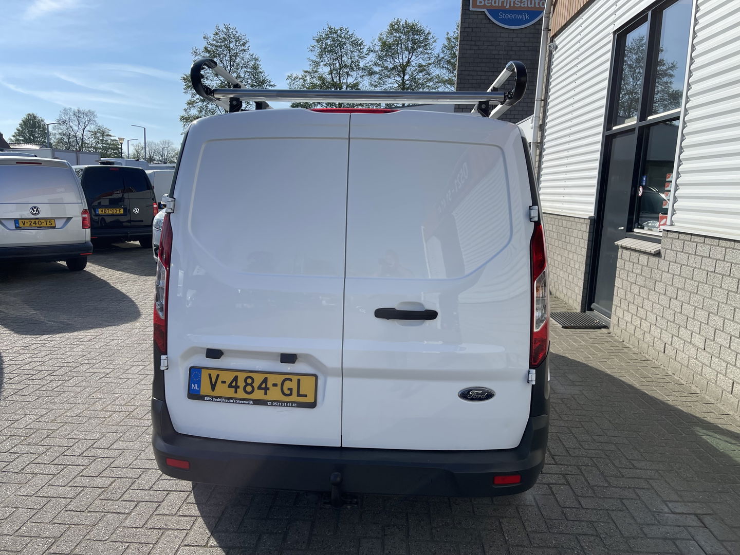 Ford Transit Connect 1.5 TDCI L2 Economy Edition / euro 6 / bpm vrij / vaste prijs rijklaar € 8950 ex btw / lease vanaf € 202 / airco / trekhaak / imperial / ingerichte laadruimte