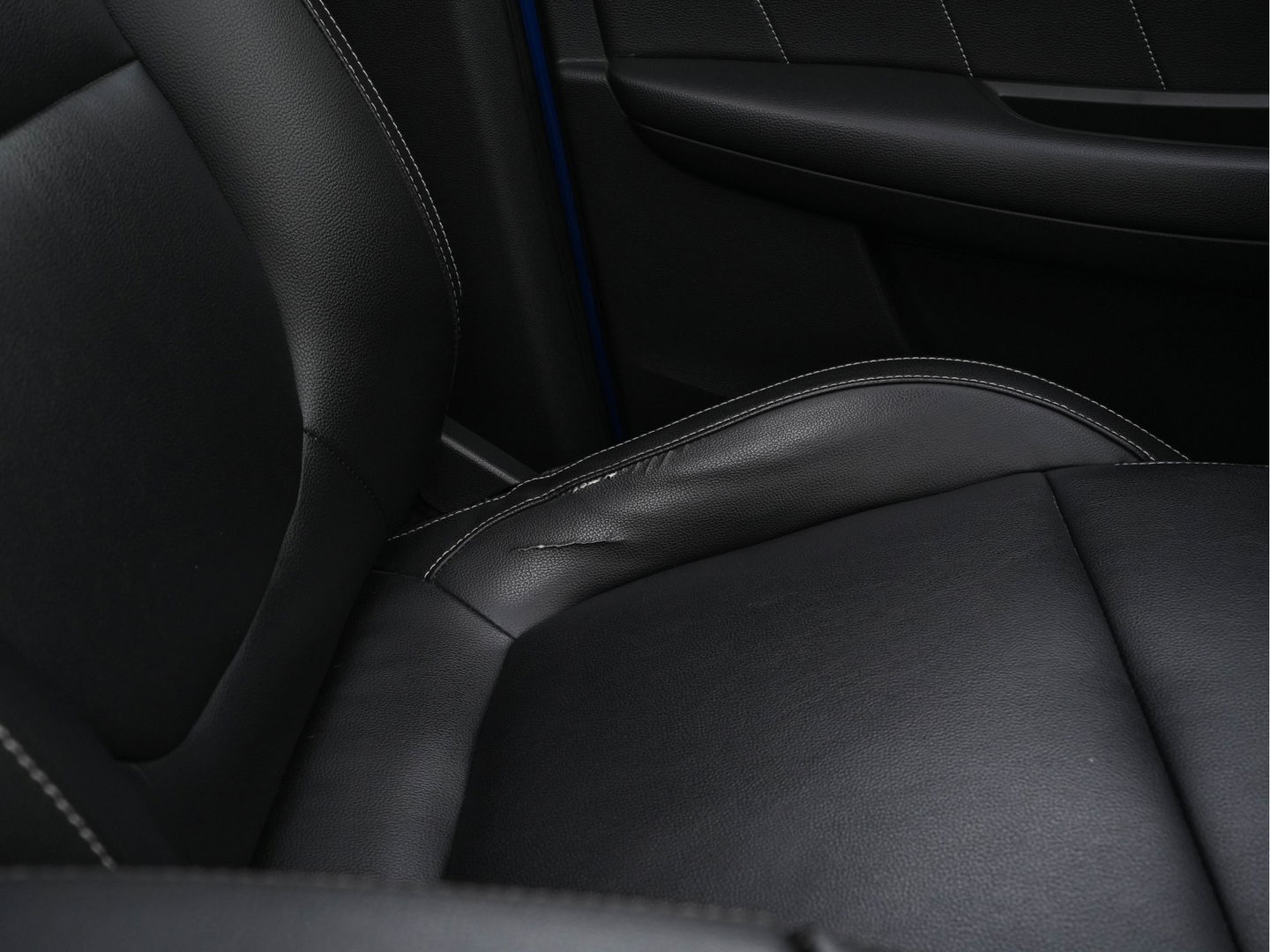 MG ZS EV Luxury 45 kWh (INCL-BTW) *PANO | FULL-LEATHER | CCS-FASTLOADER | KEYLESS | NAVI-FULLMAP | ADAPTIVE-CRUISE | CAMERA | HEATED-SEATS | CARPLAY | LANE-ASSIST | SPORT-SEATS | 17"ALU*
