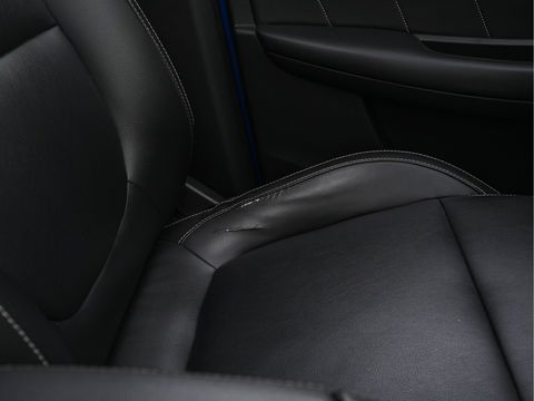 MG ZS EV Luxury 45 kWh (INCL-BTW) *PANO | FULL-LEATHER | CCS-FASTLOADER | KEYLESS | NAVI-FULLMAP | ADAPTIVE-CRUISE | CAMERA | HEATED-SEATS | CARPLAY | LANE-ASSIST | SPORT-SEATS | 17"ALU*
