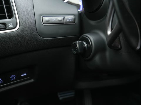 Infiniti Q50 2.2d Performance + Aut. *PANO | FULL-LEATHER | FULL-LED | ADAPT.CRUISE | BLINDSPOT | MEMORY-SEATS | SURROUND-VIEW | NAVI-FULLMAP | KEYLESS | SHIFT-PADDLES | HEATED-SEATS | SPORT-SEATS | TOWBAR | 19''ALU*