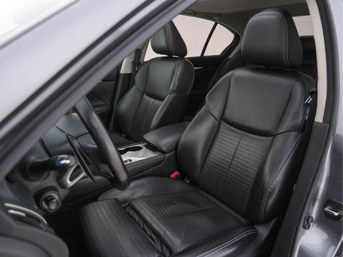 Infiniti Q50 2.2d Performance + Aut. *PANO | FULL-LEATHER | FULL-LED | ADAPT.CRUISE | BLINDSPOT | MEMORY-SEATS | SURROUND-VIEW | NAVI-FULLMAP | KEYLESS | SHIFT-PADDLES | HEATED-SEATS | SPORT-SEATS | TOWBAR | 19''ALU*