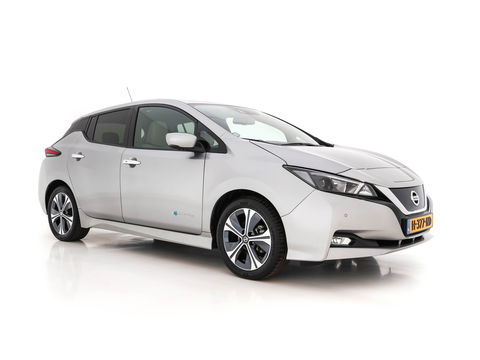 Nissan Leaf N-Connecta 40 kWh (INCL-BTW)  Aut. *ADAPTIVE-CRUISE | NAVI-FULLMAP | SURROUND-VIEW | CARPLAY | KEYLESS | BLIND-SPOT |  DIGI-COCKPIT | COMFORT-SEATS | DAB | ECC | PDC | HEATED-SEATS | 17"ALU*