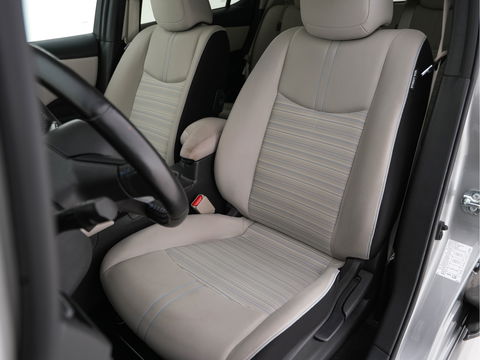 Nissan Leaf N-Connecta 40 kWh (INCL-BTW)  Aut. *ADAPTIVE-CRUISE | NAVI-FULLMAP | SURROUND-VIEW | CARPLAY | KEYLESS | BLIND-SPOT |  DIGI-COCKPIT | COMFORT-SEATS | DAB | ECC | PDC | HEATED-SEATS | 17"ALU*