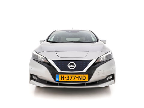 Nissan Leaf N-Connecta 40 kWh (INCL-BTW)  Aut. *ADAPTIVE-CRUISE | NAVI-FULLMAP | SURROUND-VIEW | CARPLAY | KEYLESS | BLIND-SPOT |  DIGI-COCKPIT | COMFORT-SEATS | DAB | ECC | PDC | HEATED-SEATS | 17"ALU*