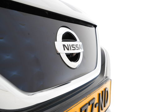 Nissan Leaf N-Connecta 40 kWh (INCL-BTW)  Aut. *ADAPTIVE-CRUISE | NAVI-FULLMAP | SURROUND-VIEW | CARPLAY | KEYLESS | BLIND-SPOT |  DIGI-COCKPIT | COMFORT-SEATS | DAB | ECC | PDC | HEATED-SEATS | 17"ALU*