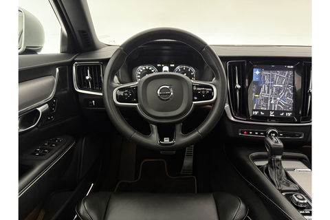 Volvo V90 2.0 T4 Business Sport 191PK Pano Sfeer Virtual Harman/Kardon Head-up LED Carplay Camera Memory-seat Clima Cruise Navi PDC 19''LMV