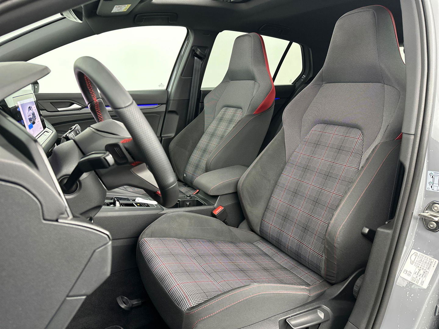 Volkswagen Golf 2.0 TSI GTI Panorama IQ Ligth H&K ACC