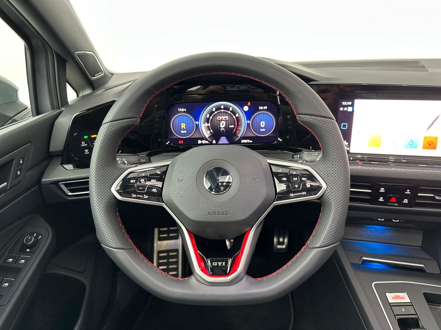 Volkswagen Golf 2.0 TSI GTI Panorama IQ Ligth H&K ACC