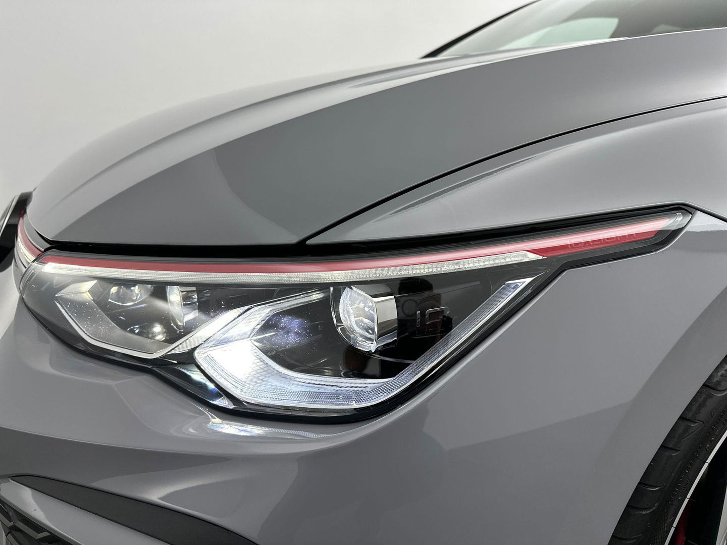 Volkswagen Golf 2.0 TSI GTI Panorama IQ Ligth H&K ACC