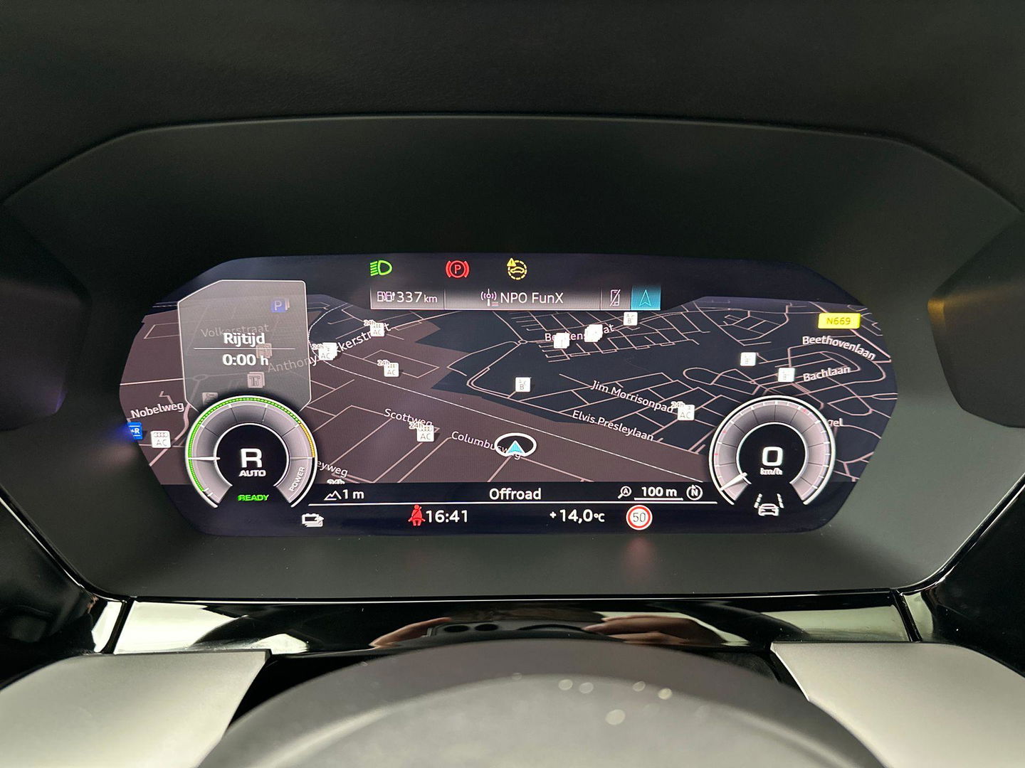 Audi A3 Sportback 40 TFSI e Advanced edition Pano Massage ACC Carplay S-line