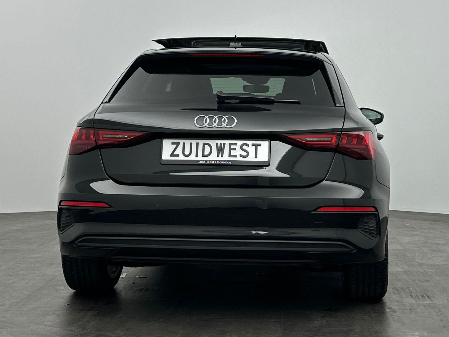 Audi A3 Sportback 40 TFSI e Advanced edition Pano Massage ACC Carplay S-line