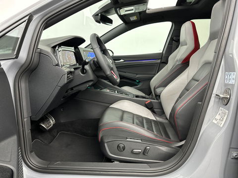 Volkswagen Golf 2.0 TSI GTI Pano IQ Leder H&K Sfeer