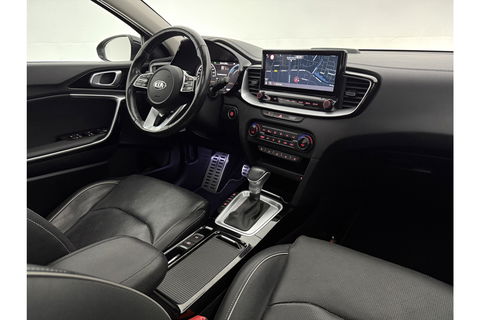 Kia Xceed 1.6 GDi PHEV ExecutiveLine 165PK Pano Camera Carplay LED Virtual Trekhaak Memory-seat Clima Cruise Navi PDC 18''LMV