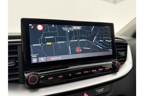 Kia Xceed 1.6 GDi PHEV ExecutiveLine 165PK Pano Camera Carplay LED Virtual Trekhaak Memory-seat Clima Cruise Navi PDC 18''LMV