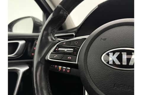 Kia Xceed 1.6 GDi PHEV ExecutiveLine 165PK Pano Camera Carplay LED Virtual Trekhaak Memory-seat Clima Cruise Navi PDC 18''LMV