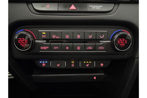 Kia Xceed 1.6 GDi PHEV ExecutiveLine 165PK Pano Camera Carplay LED Virtual Trekhaak Memory-seat Clima Cruise Navi PDC 18''LMV