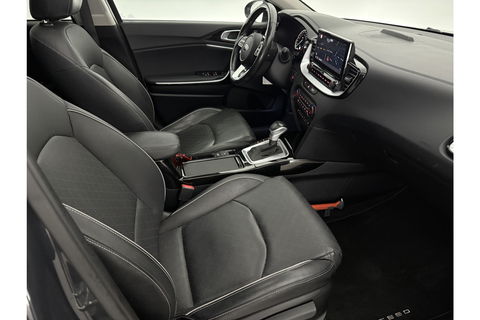 Kia Xceed 1.6 GDi PHEV ExecutiveLine 165PK Pano Camera Carplay LED Virtual Trekhaak Memory-seat Clima Cruise Navi PDC 18''LMV