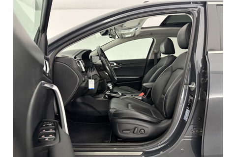 Kia Xceed 1.6 GDi PHEV ExecutiveLine 165PK Pano Camera Carplay LED Virtual Trekhaak Memory-seat Clima Cruise Navi PDC 18''LMV