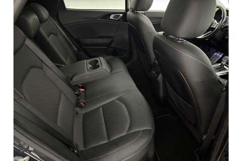 Kia Xceed 1.6 GDi PHEV ExecutiveLine 165PK Pano Camera Carplay LED Virtual Trekhaak Memory-seat Clima Cruise Navi PDC 18''LMV