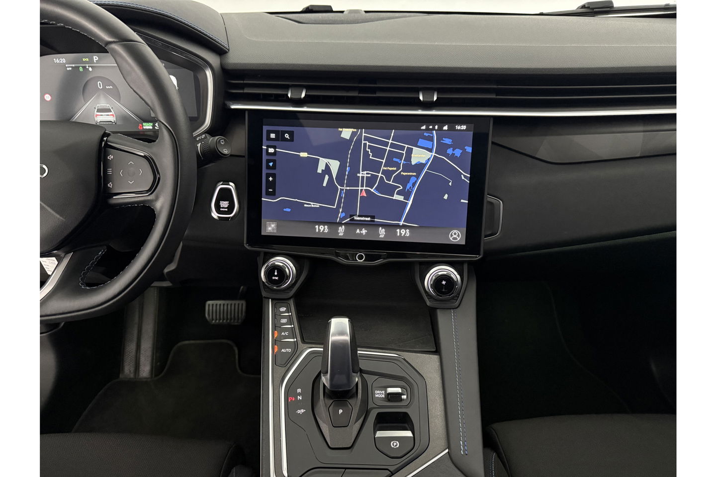 Lynk Co 01 1.5 262PK Hybride Pano LED Sfeer Virtual 360Camera Carplay ACC Clima Navi Memory-seat 20"LMV