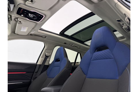 Lynk Co 01 1.5 262PK Hybride Pano LED Sfeer Virtual 360Camera Carplay ACC Clima Navi Memory-seat 20"LMV