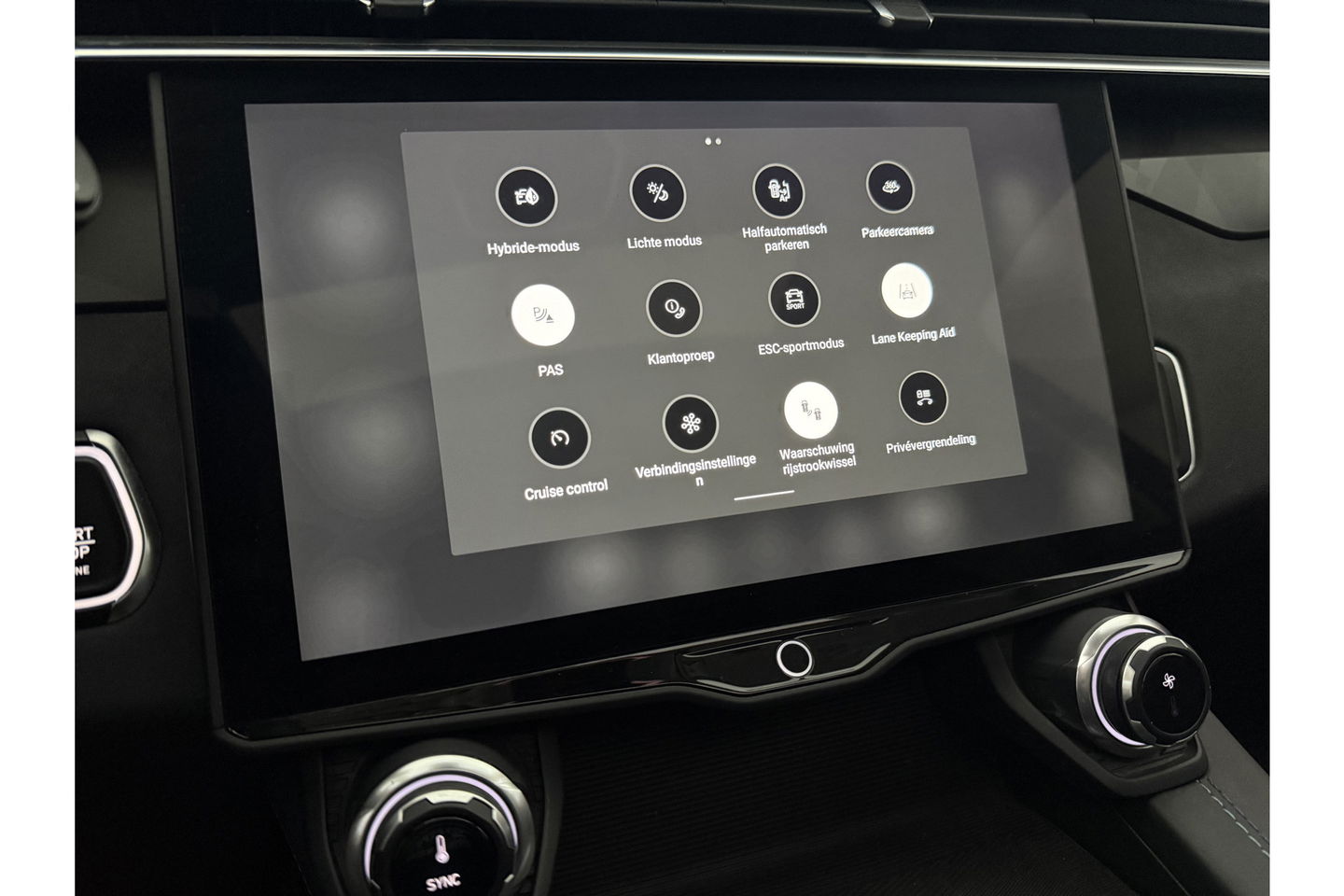 Lynk Co 01 1.5 262PK Hybride Pano LED Sfeer Virtual 360Camera Carplay ACC Clima Navi Memory-seat 20"LMV