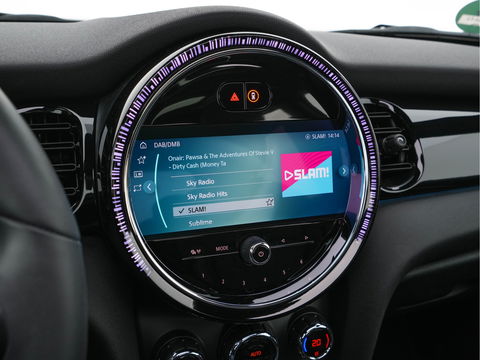 MINI Mini Electric Classic Premium Plus-Pack 33 kWh [ 3-Fase ] (INCL-BTW) Aut. *PANO | FULL-LEATHER | FULL-LED | HARMAN/KARDON-AUDIO | KEYLESS | CAMERA | SPORT-SEATS | NAVI-FULLMAP  | ECC | AMBIENT-LIGHT | DAB | DIGI-COCKPIT | PDC | 17"ALU*