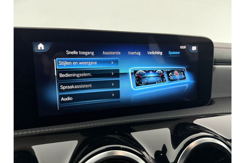 Mercedes-Benz CLA-Klasse 180 AMG Camera LED Virtual Trekhaak Clima Cruise Navi PDC 18"LMV