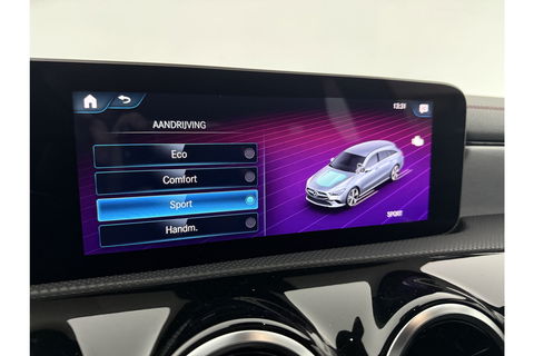 Mercedes-Benz CLA-Klasse 180 AMG Camera LED Virtual Trekhaak Clima Cruise Navi PDC 18"LMV
