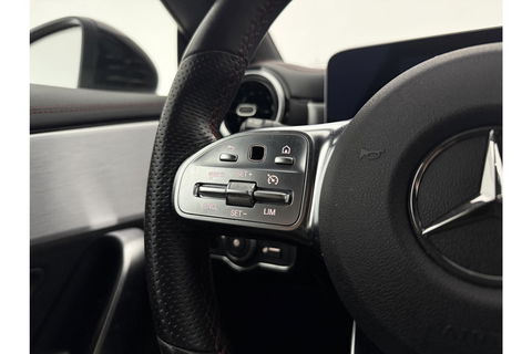 Mercedes-Benz CLA-Klasse 180 AMG Camera LED Virtual Trekhaak Clima Cruise Navi PDC 18"LMV