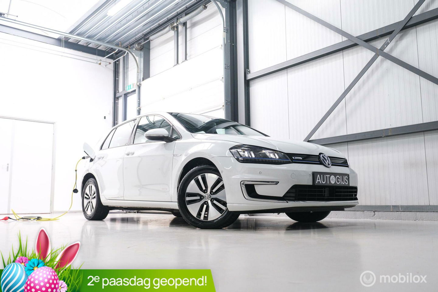 Volkswagen e-Golf | Adaptive | Stoelverwarming | PDC | Navigatie | Ambiance verlichting | LED |