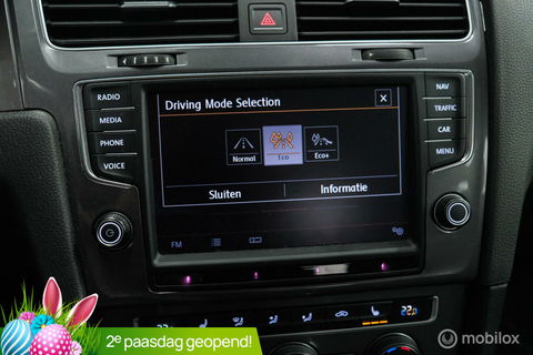 Volkswagen e-Golf | Adaptive | Stoelverwarming | PDC | Navigatie | Ambiance verlichting | LED |