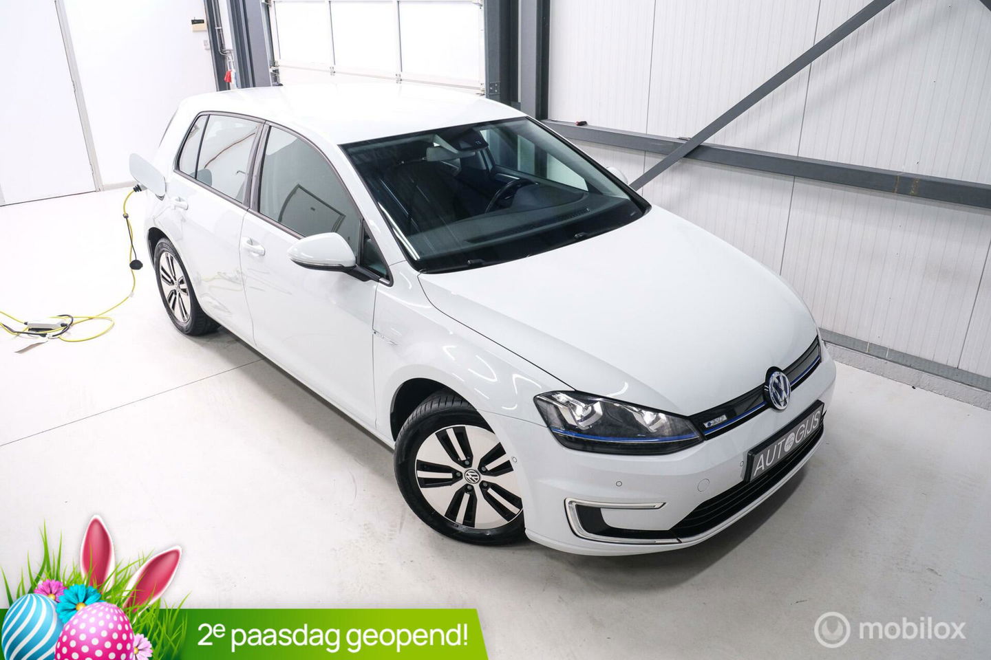 Volkswagen e-Golf | Adaptive | Stoelverwarming | PDC | Navigatie | Ambiance verlichting | LED |
