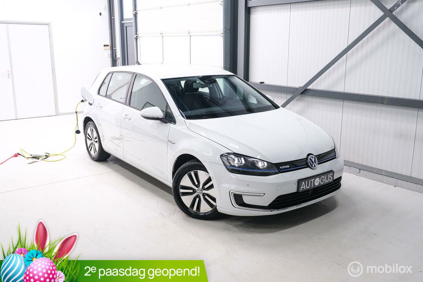 Volkswagen e-Golf | Adaptive | Stoelverwarming | PDC | Navigatie | Ambiance verlichting | LED |