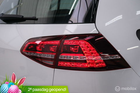 Volkswagen e-Golf | Adaptive | Stoelverwarming | PDC | Navigatie | Ambiance verlichting | LED |