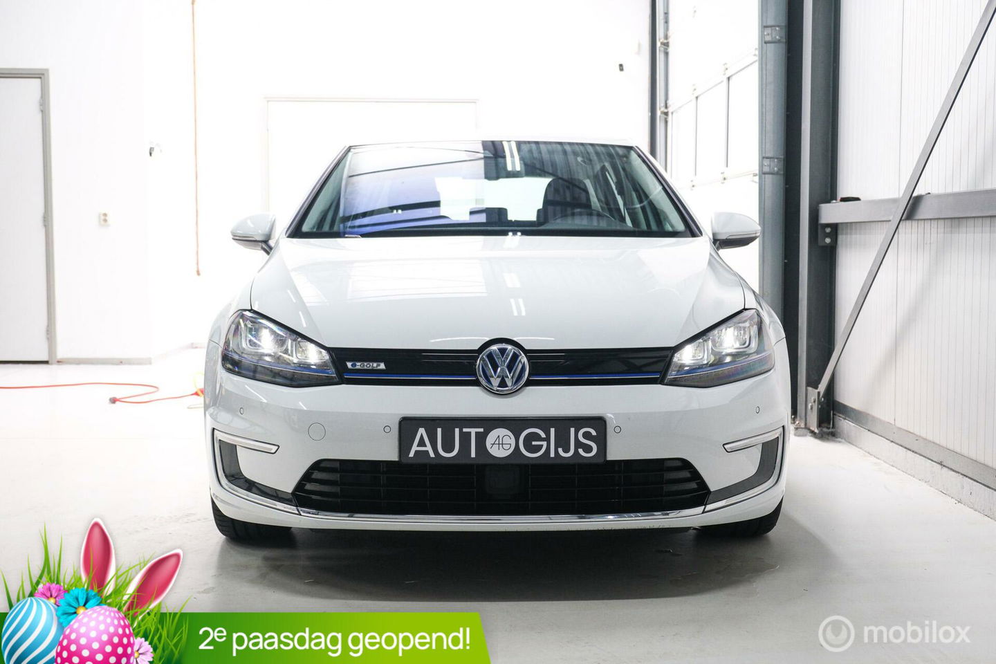 Volkswagen e-Golf | Adaptive | Stoelverwarming | PDC | Navigatie | Ambiance verlichting | LED |