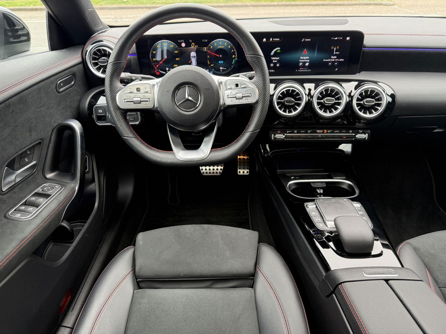 Mercedes-Benz CLA Shooting Brake 250 e AMG Line