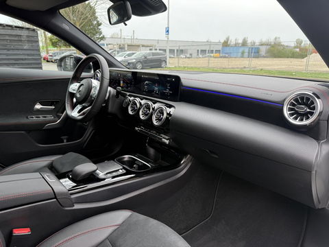 Mercedes-Benz CLA Shooting Brake 250 e AMG Line