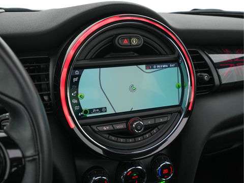 MINI Mini Electric Yours 33 kWh [ 3-Fase ] (INCL-BTW) Aut. *PANO | FULL-LEATHER | HEAD-UP | FULL-LED | HARMAN/KARDON-SOUND | KEYLESS | CAMERA | SPORT-SEATS | NAVI-FULLMAP | HEATED-SEATS | AMBIENT-LIGHT | DAB | DIGI-COCKPIT | 17"ALU*