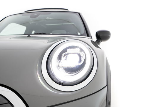 MINI Mini Electric Yours 33 kWh [ 3-Fase ] (INCL-BTW) Aut. *PANO | FULL-LEATHER | HEAD-UP | FULL-LED | HARMAN/KARDON-SOUND | KEYLESS | CAMERA | SPORT-SEATS | NAVI-FULLMAP | HEATED-SEATS | AMBIENT-LIGHT | DAB | DIGI-COCKPIT | 17"ALU*