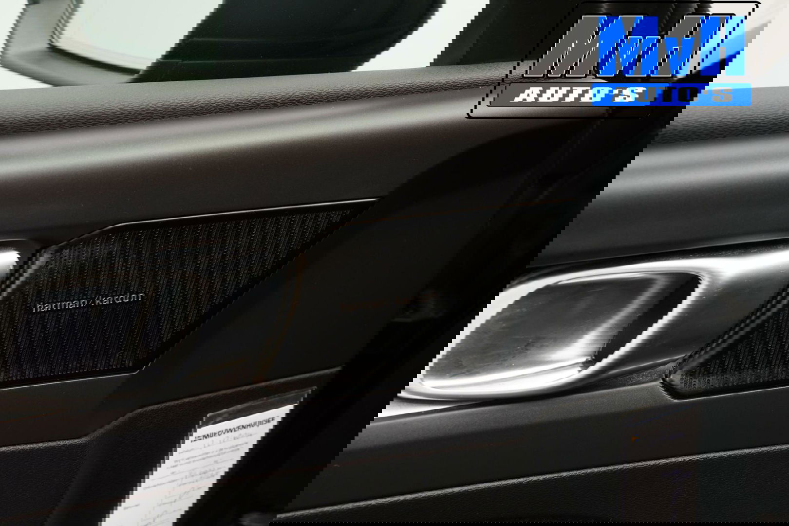 Volvo XC40 1.5 T4 Recharge R-Design|PANO|H/K AUDIO|TREKH|NAP