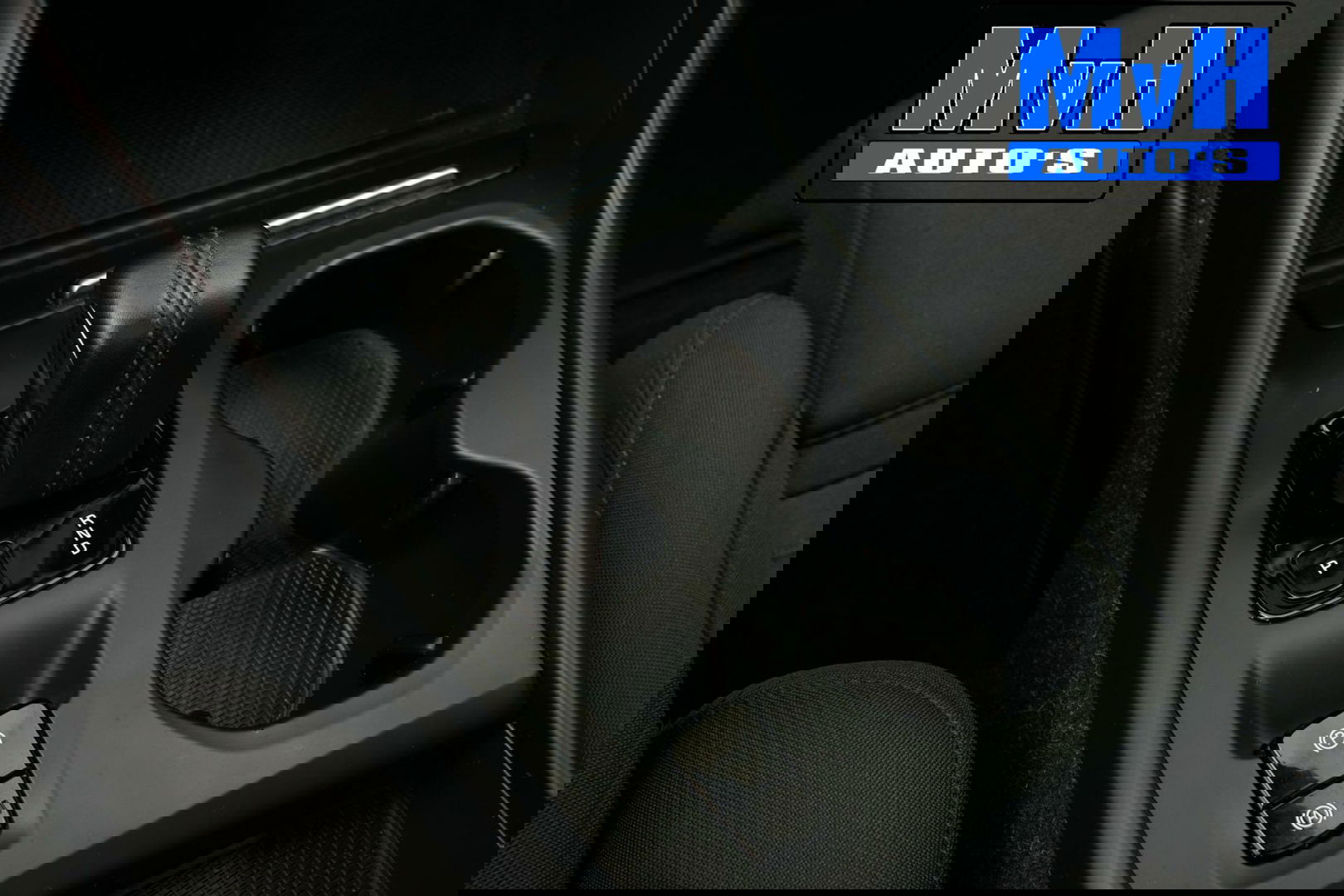 Volvo XC40 1.5 T4 Recharge R-Design|PANO|H/K AUDIO|TREKH|NAP