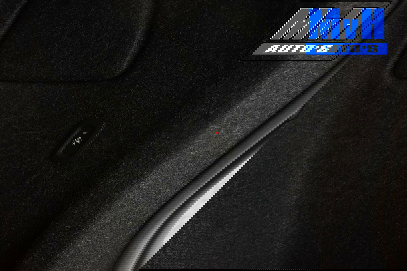 Volvo XC40 1.5 T4 Recharge R-Design|PANO|H/K AUDIO|TREKH|NAP