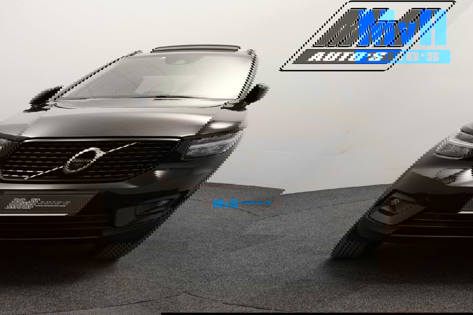 Volvo XC40 1.5 T4 Recharge R-Design|PANO|H/K AUDIO|TREKH|NAP
