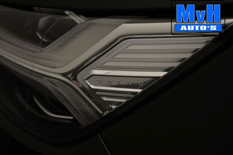 Volvo XC40 1.5 T4 Recharge R-Design|PANO|H/K AUDIO|TREKH|NAP